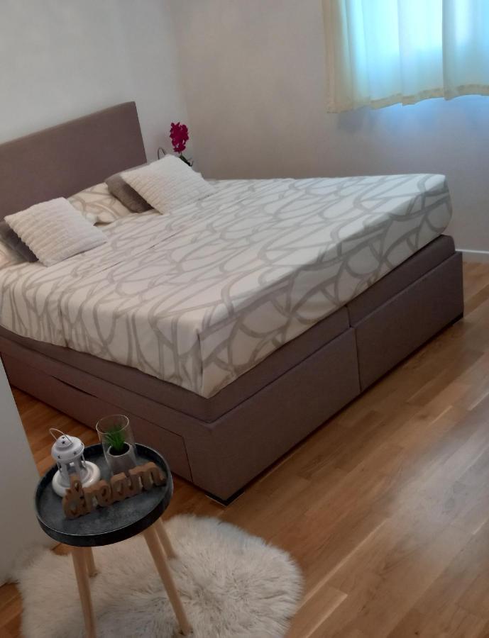 Apartment Hedonist Spalato Екстер'єр фото